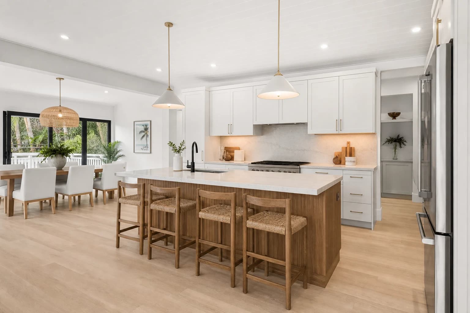 Bright refined kitchen and dining area