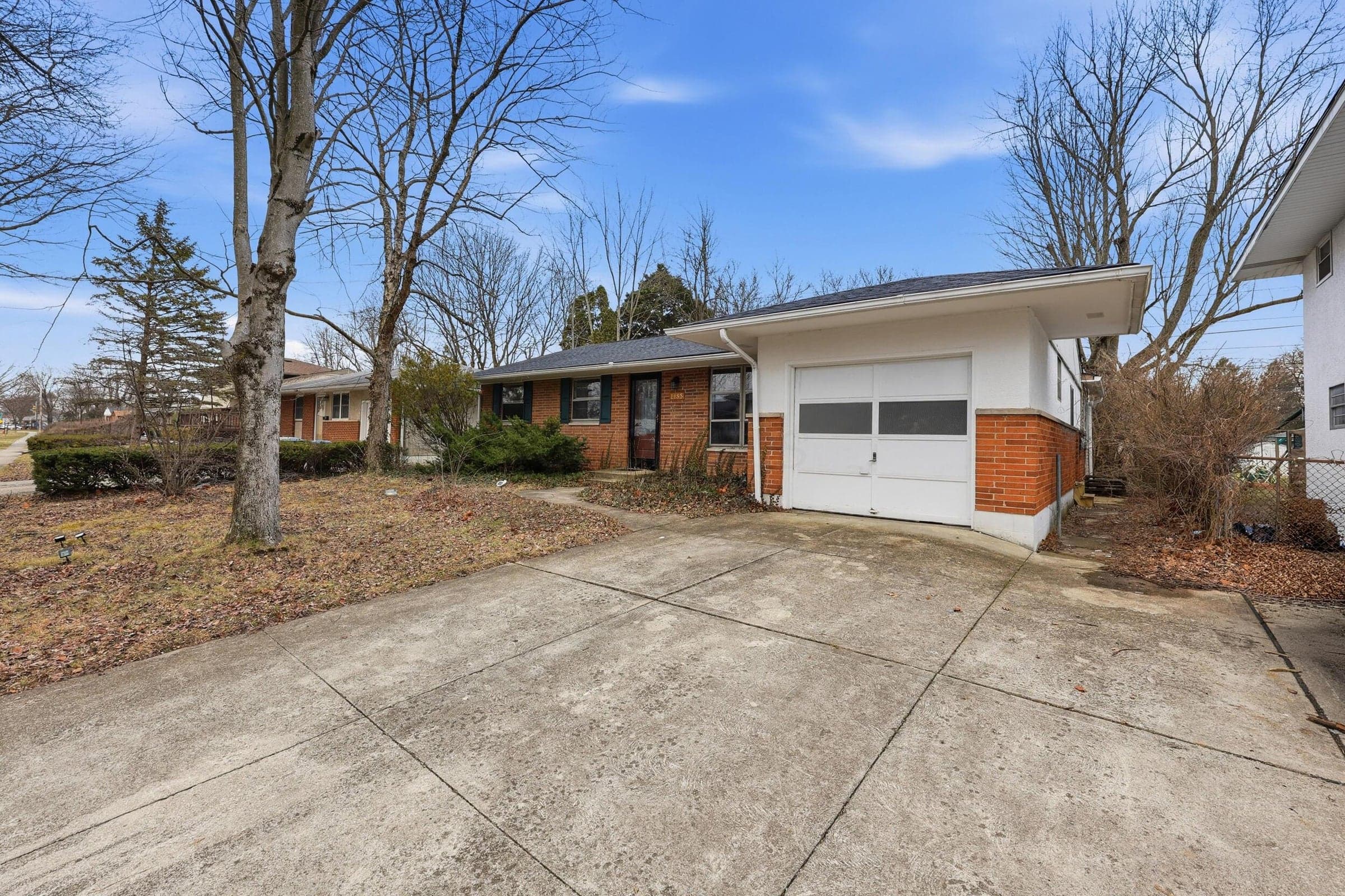 One car garage