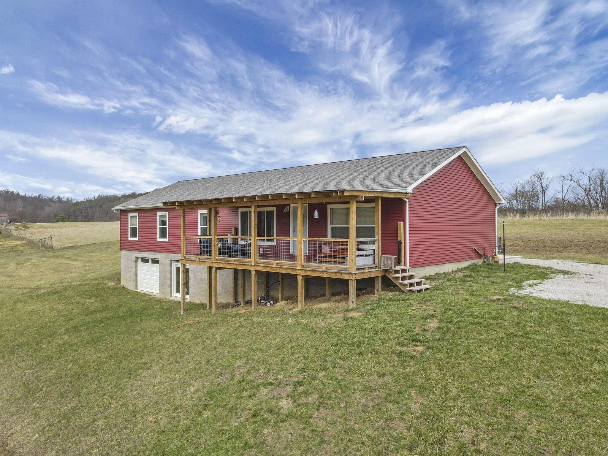 Welcome to 10665 State Route 93 N, Logan, OH!