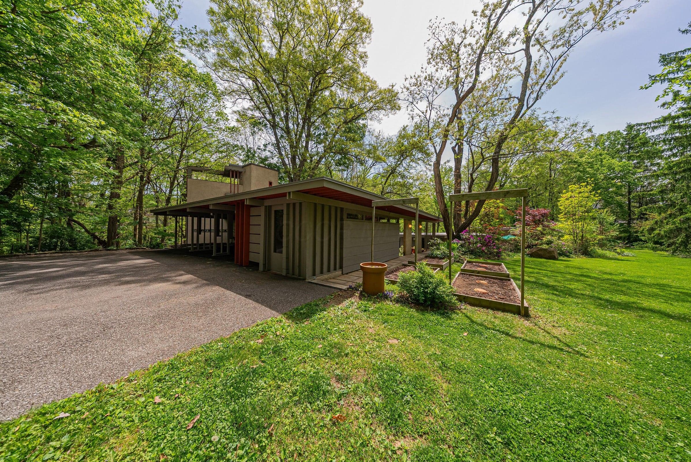 Carport & studio exterior