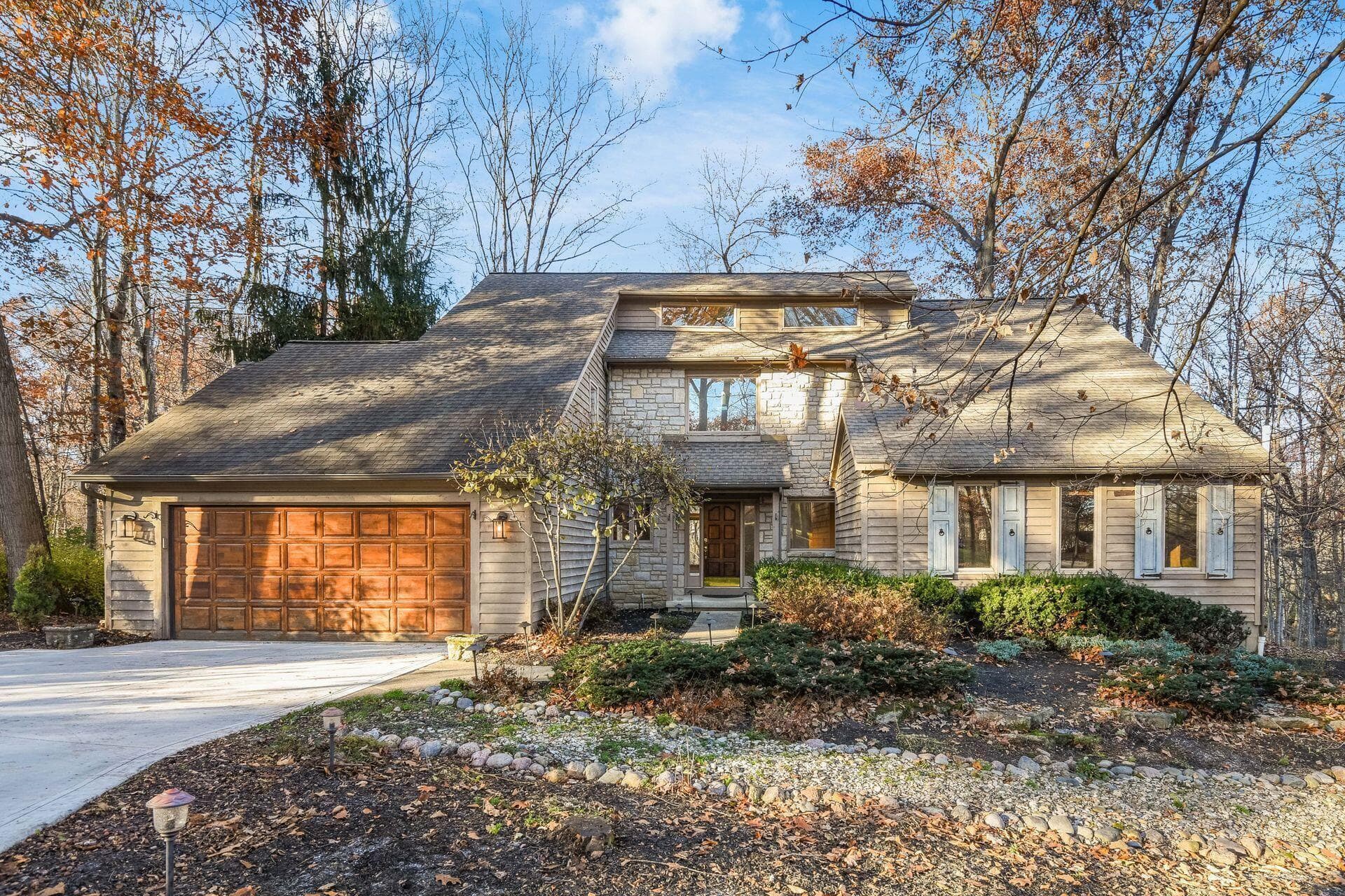 3313 Glen Oaks Ct