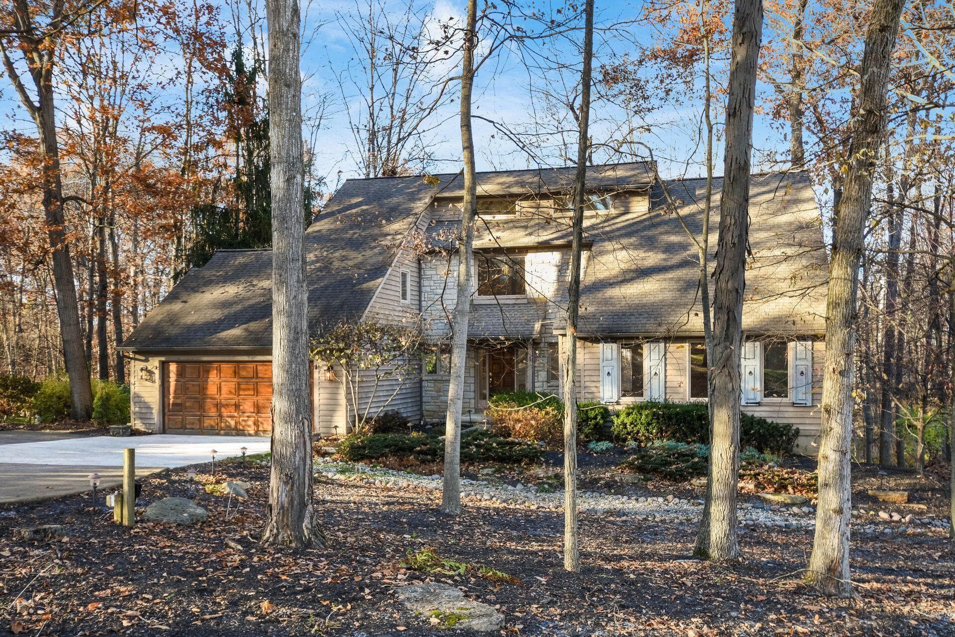 3313 Glen Oaks Ct