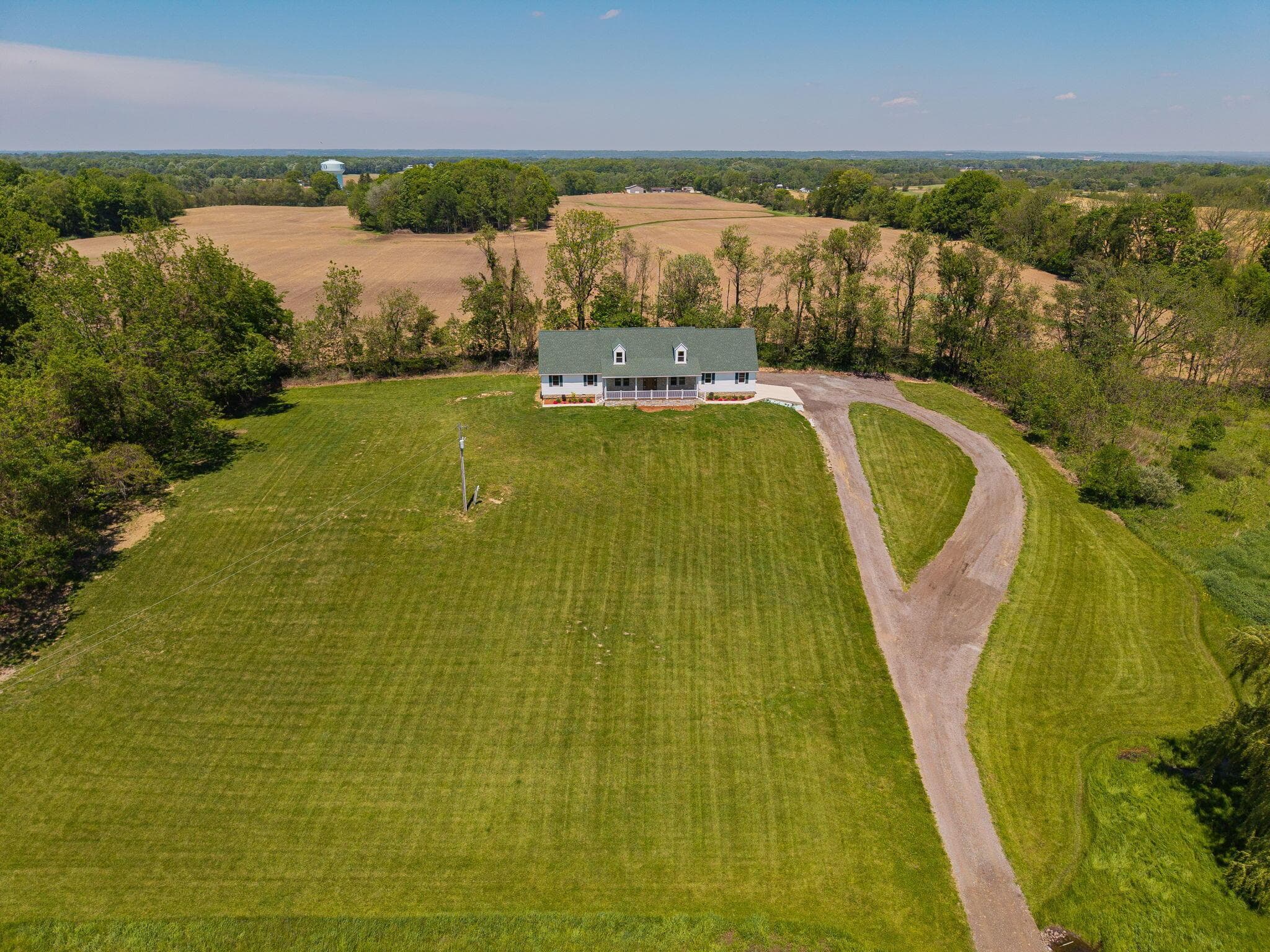 Enjoy the private and peaceful 7.61 Acres lot!