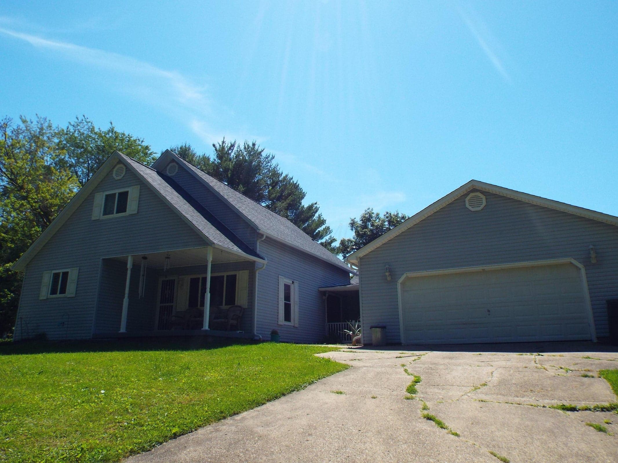Front view of home