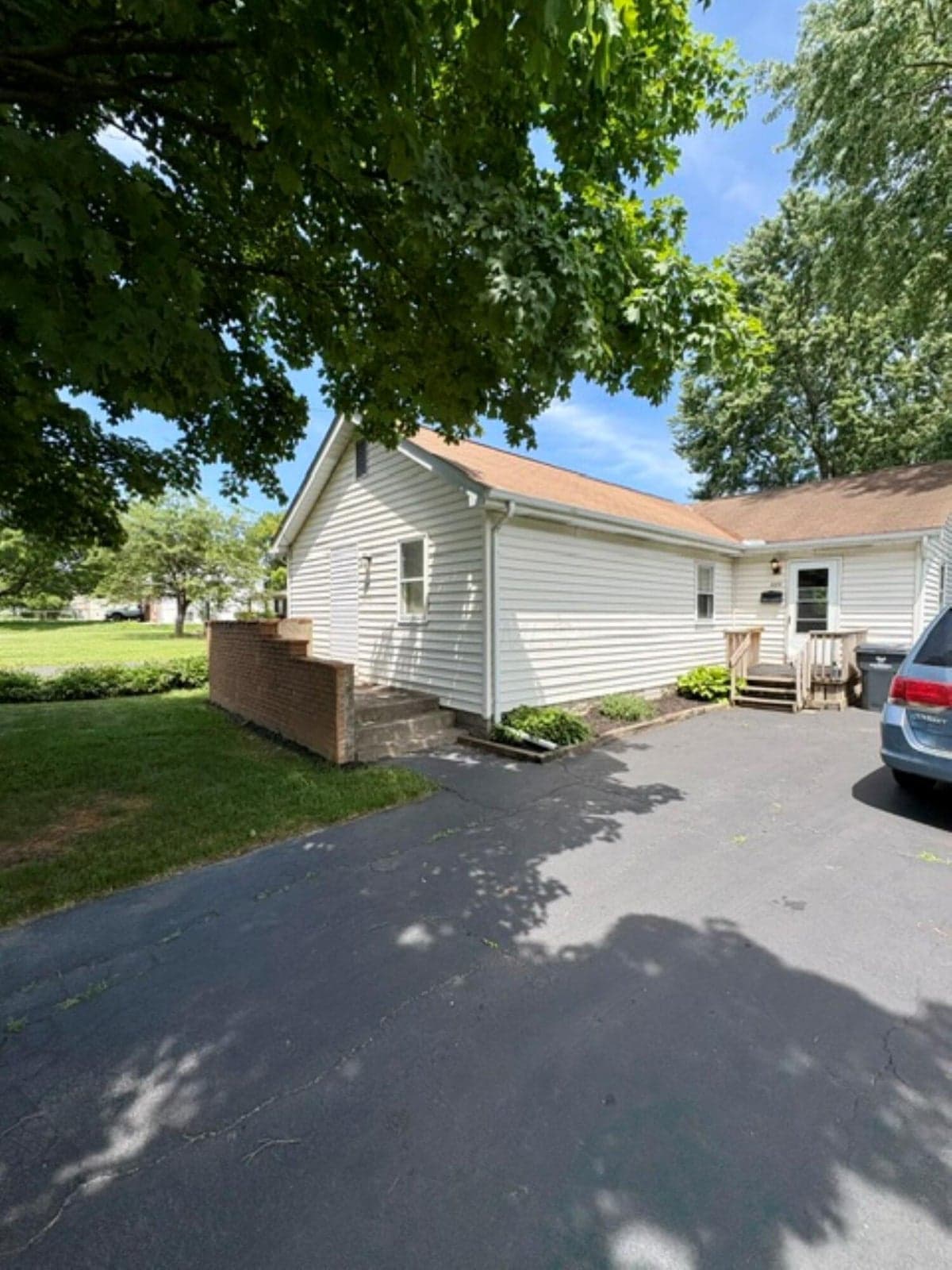 526 Collingwood Ave