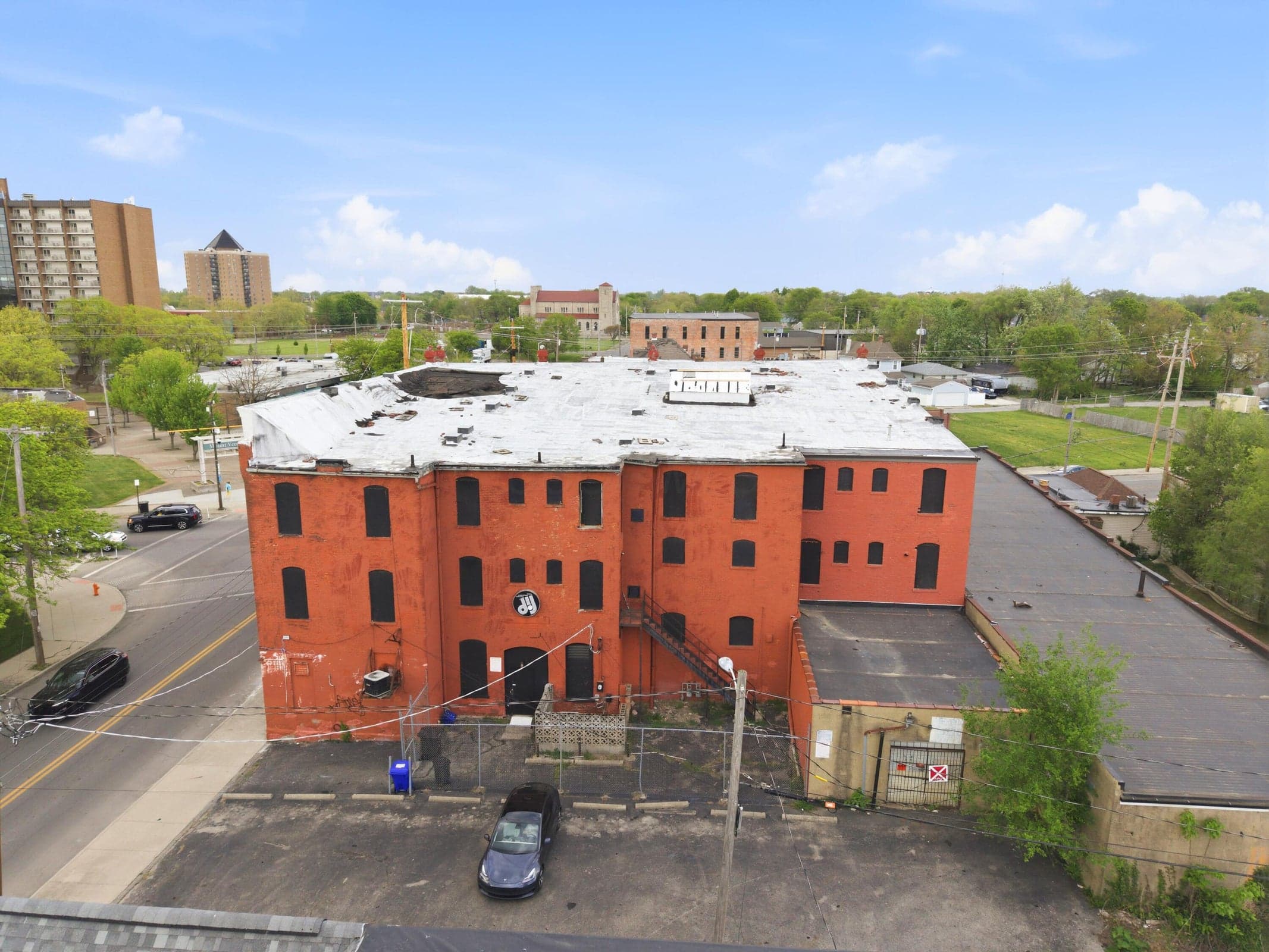 1081-1087 Mt. Vernon Ave