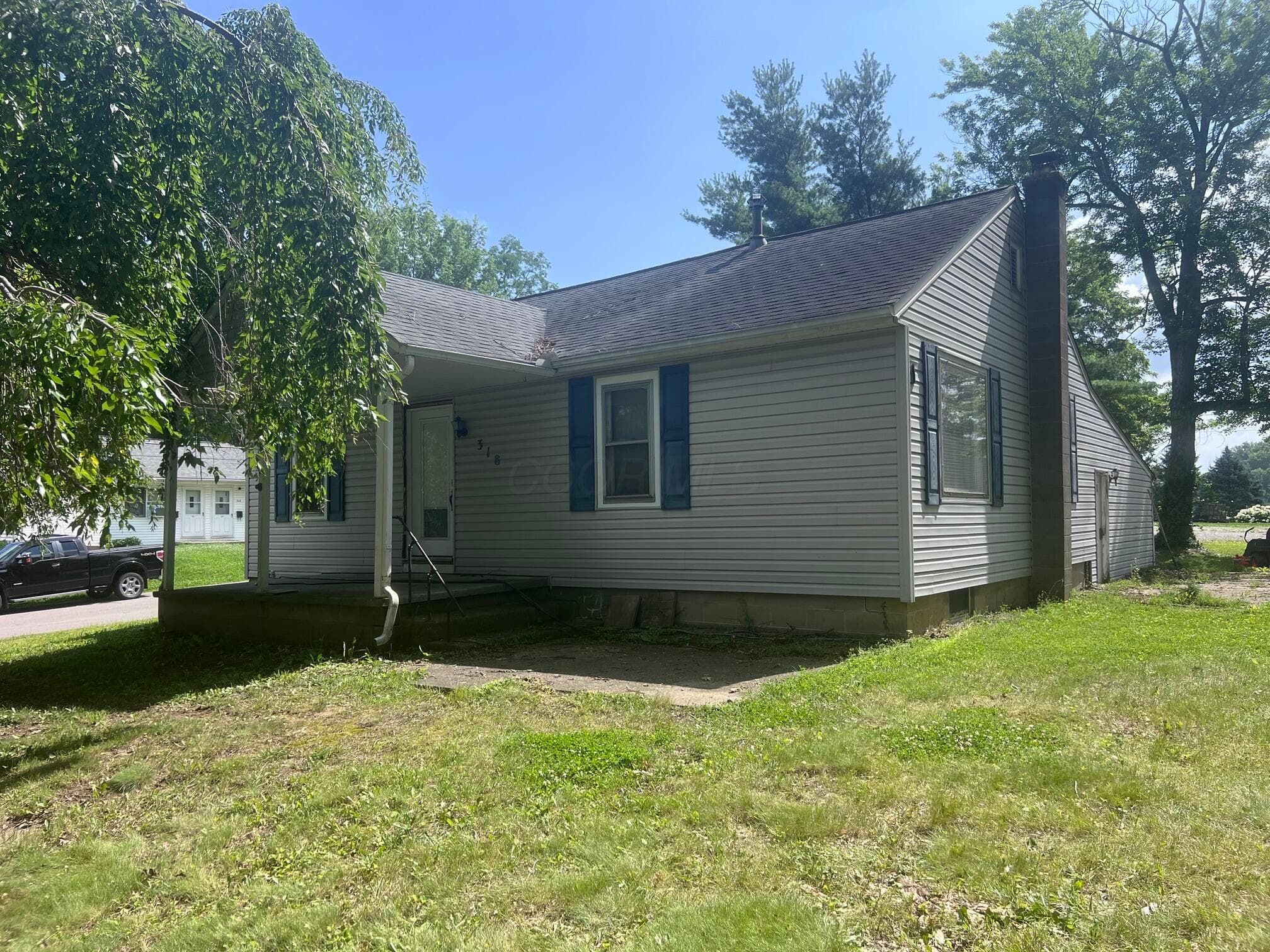 Front View - 318 N Granville Street, Baltimore, OH 43105