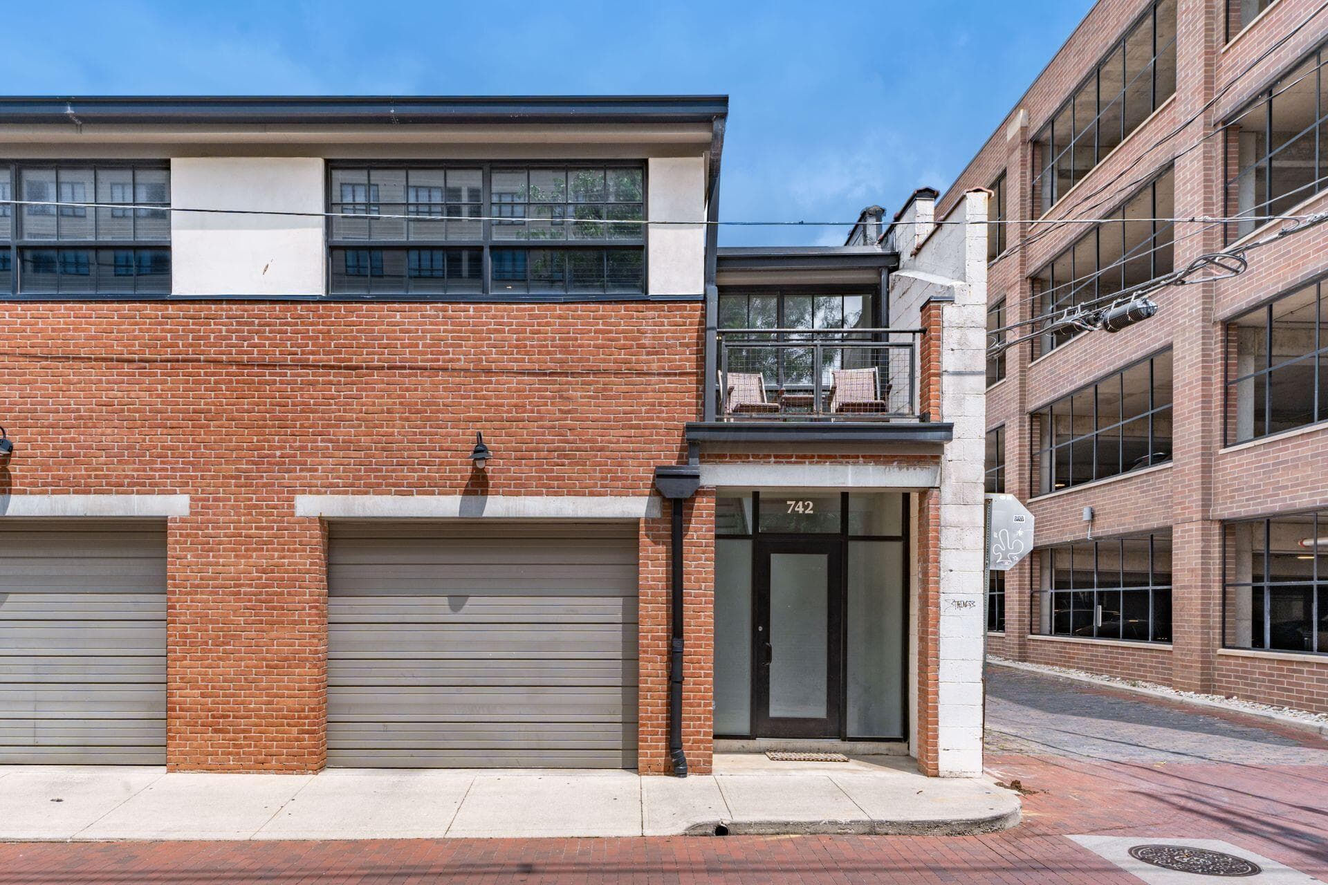 Urban living in the Short North at it's finest!