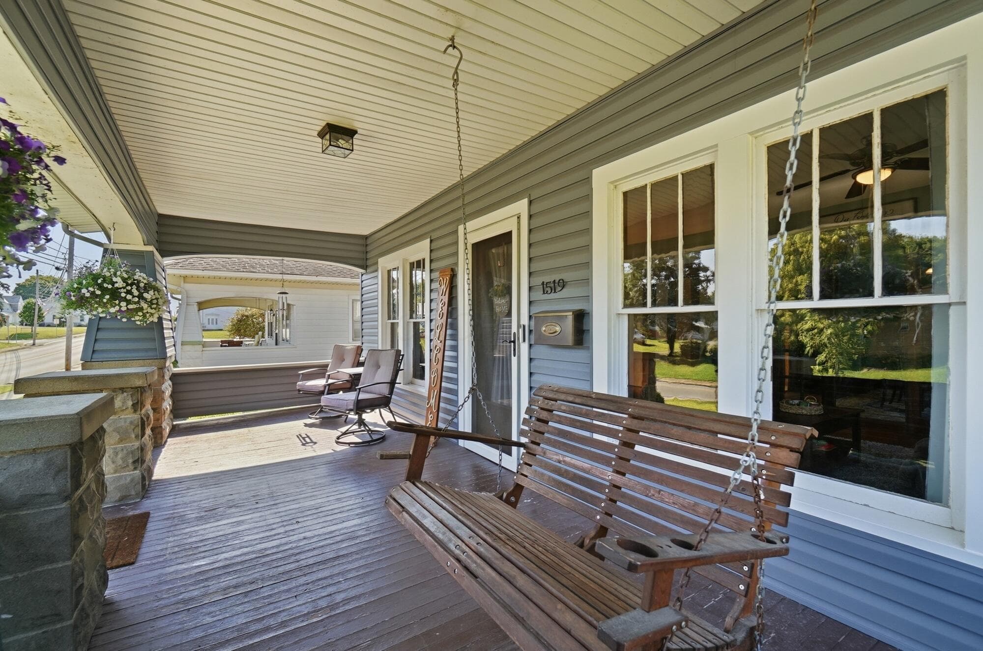 Front Porch - 1519 W Market Street, Baltimore, OH 43105