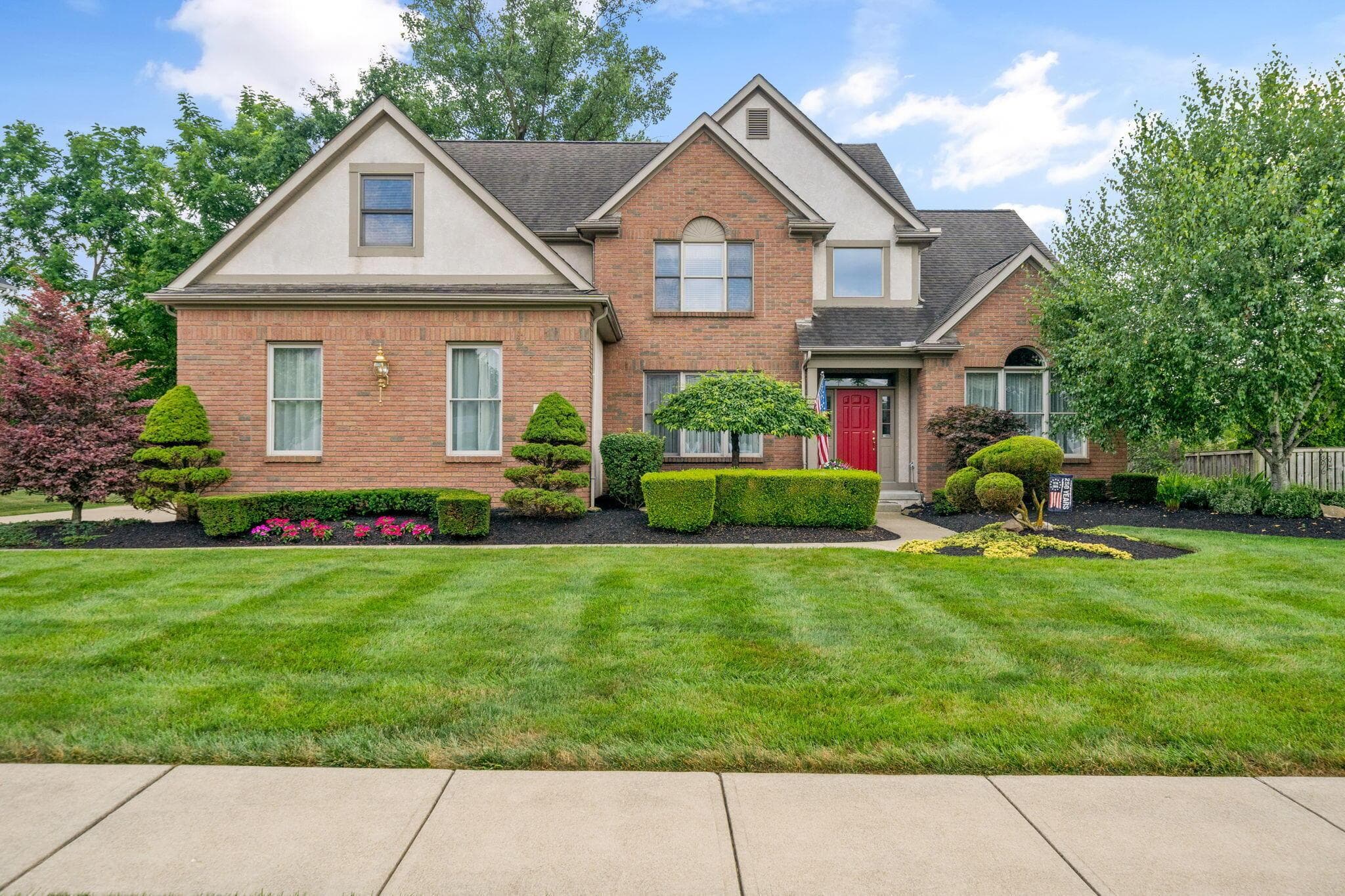 Welcome to 9153 Candleridge Street!