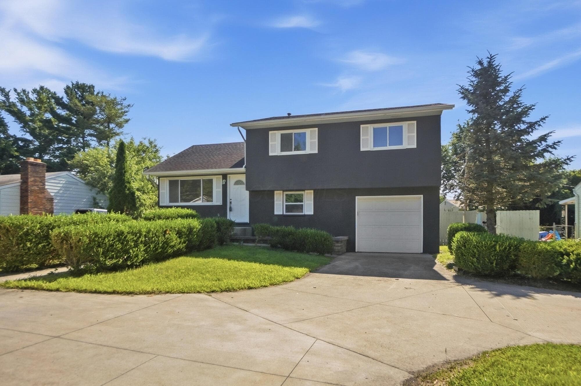 Welcome Home to 3532 Noe Bixby