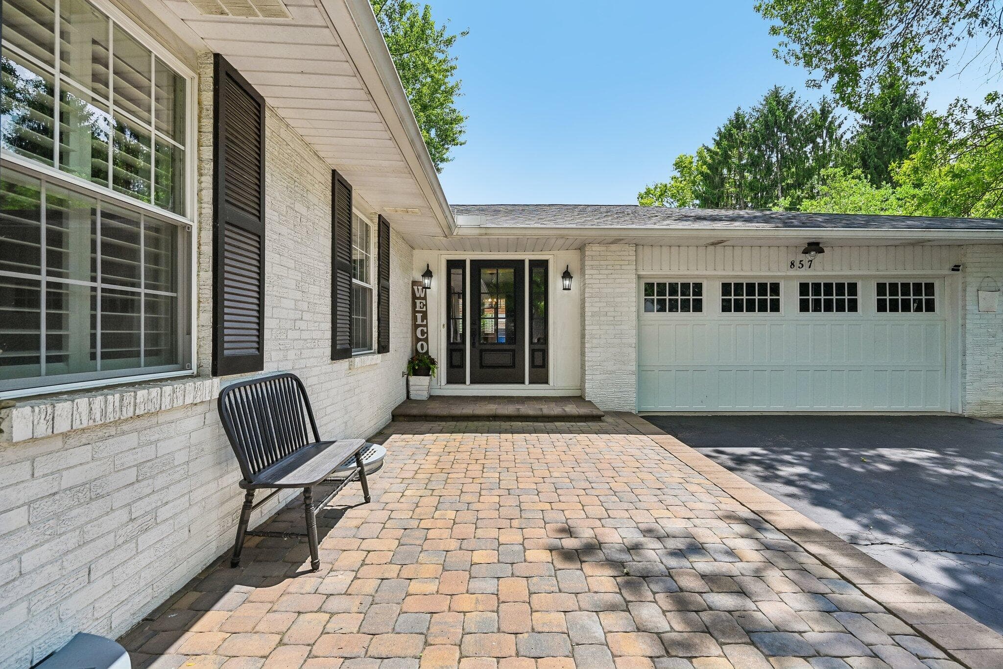 Front patio/porch added in 2022