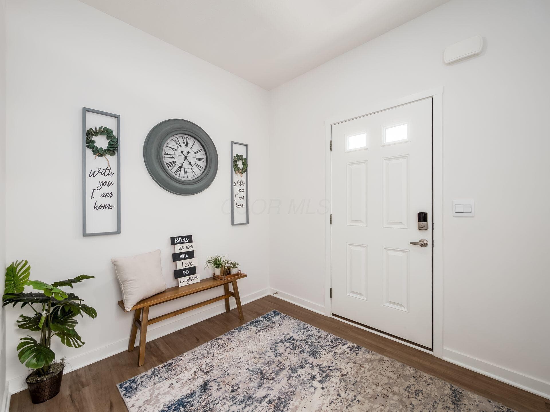 Spacious Front Entry