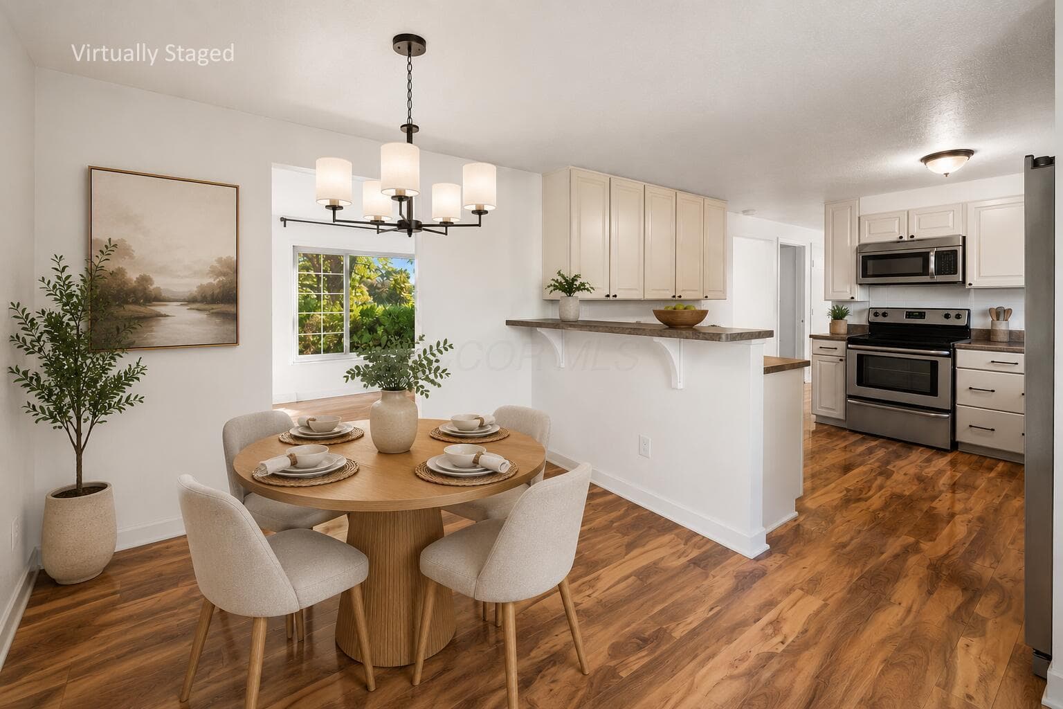 Eating area - virtually staged