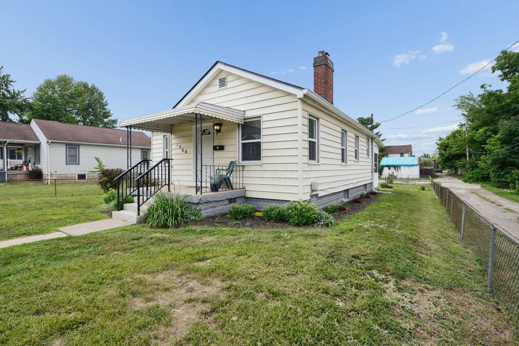 New roof, corner lot