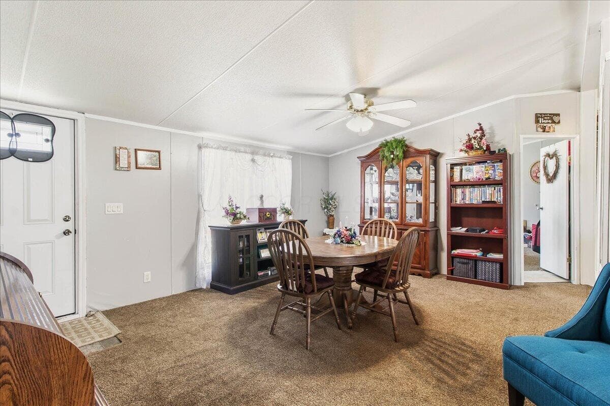 Front Room is being used as a 12x11 Dining Room.