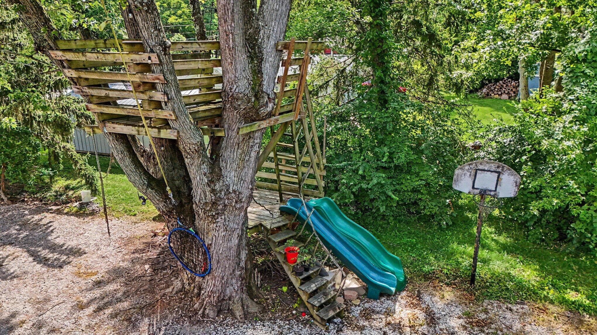 2 Tier Treehouse