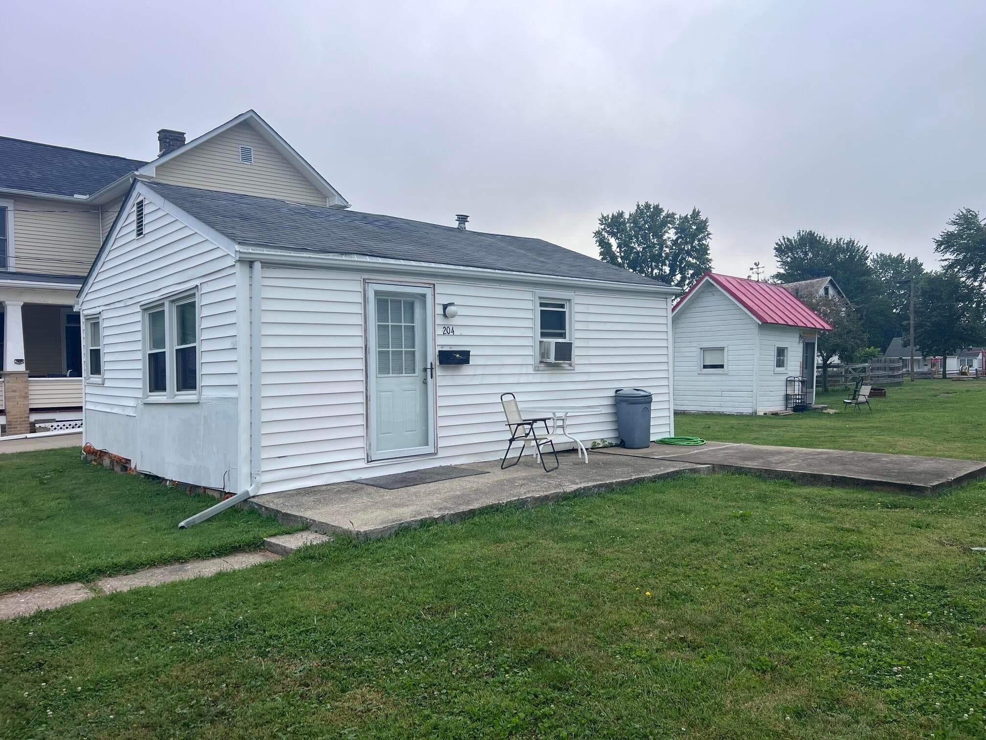 Side View - 204 N Liberty Street, Baltimore, OH 43105