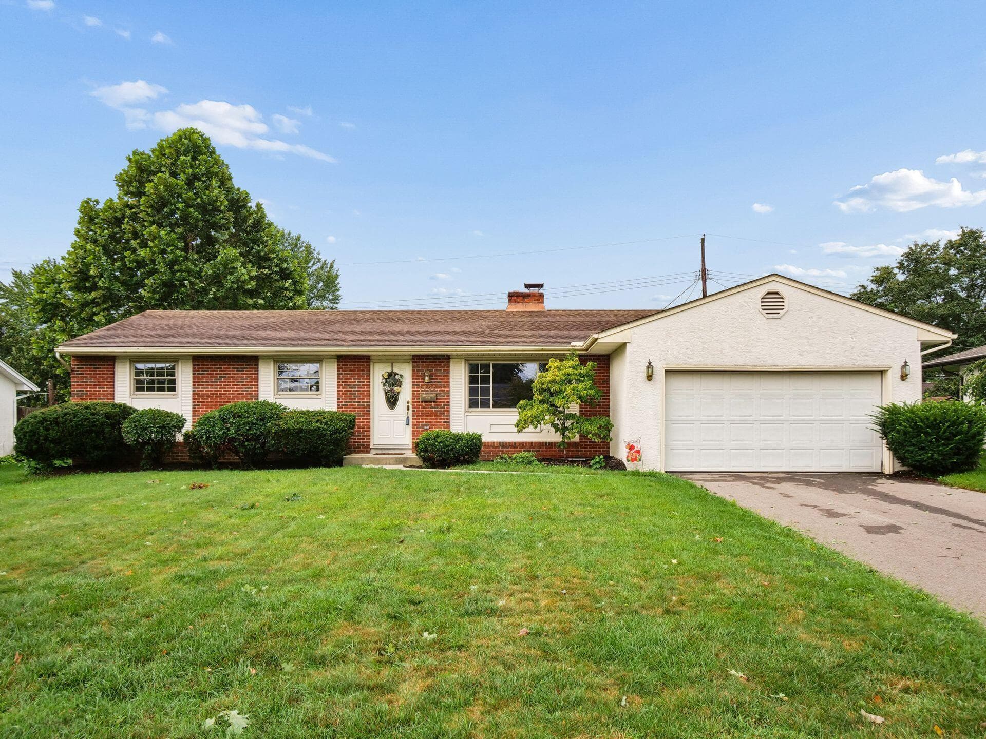 1069 Kennington Ave, Columbus, OH 43220
