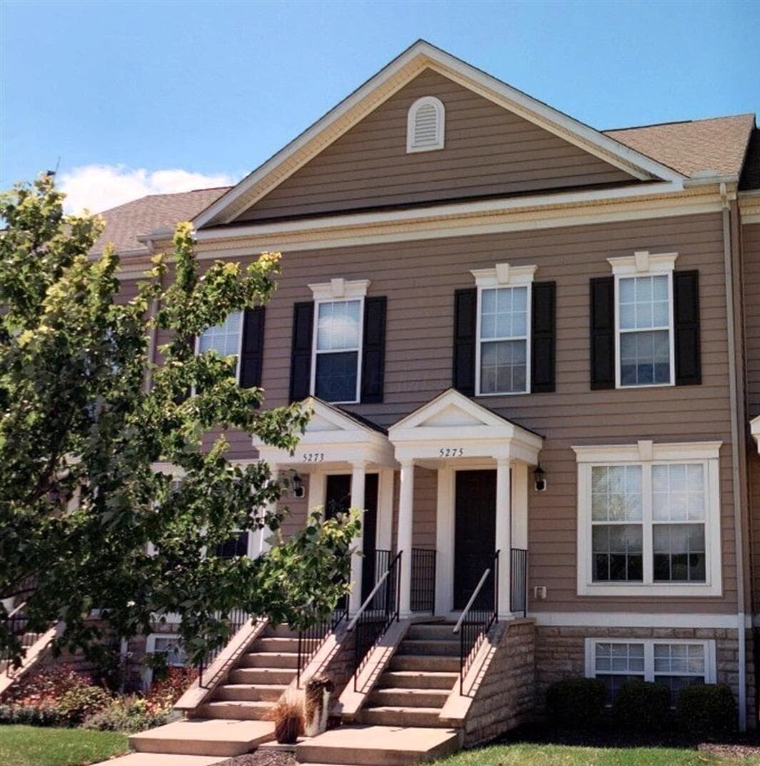 Welcome Home! Condo Livin' at its finest! ***PROFESSSIONAL PHOTOS COMING SOON