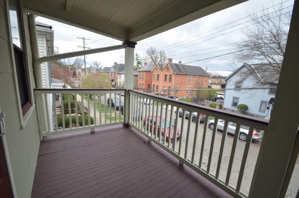 Front View overlooking Hunter Ave