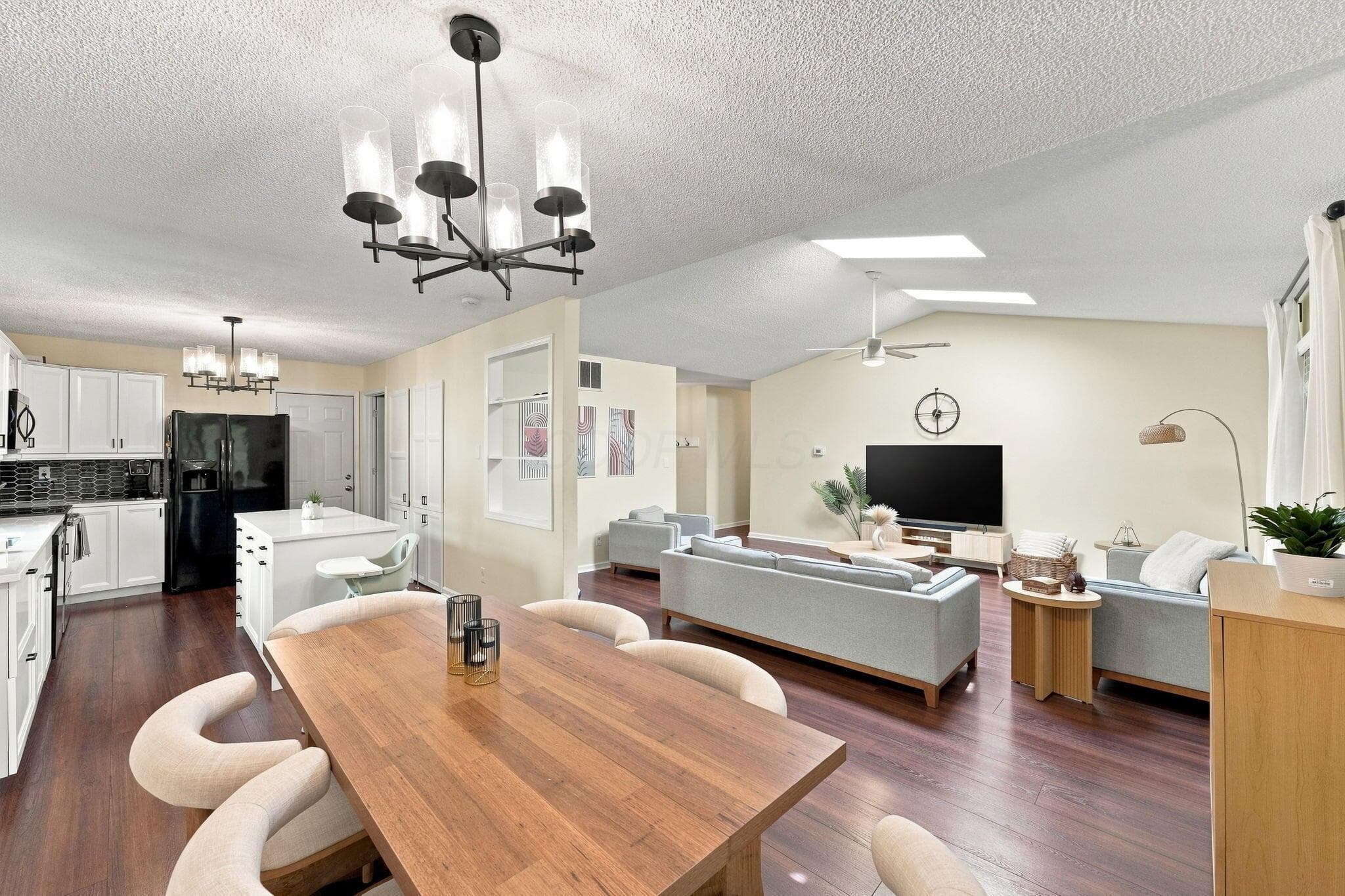 Dining Area View