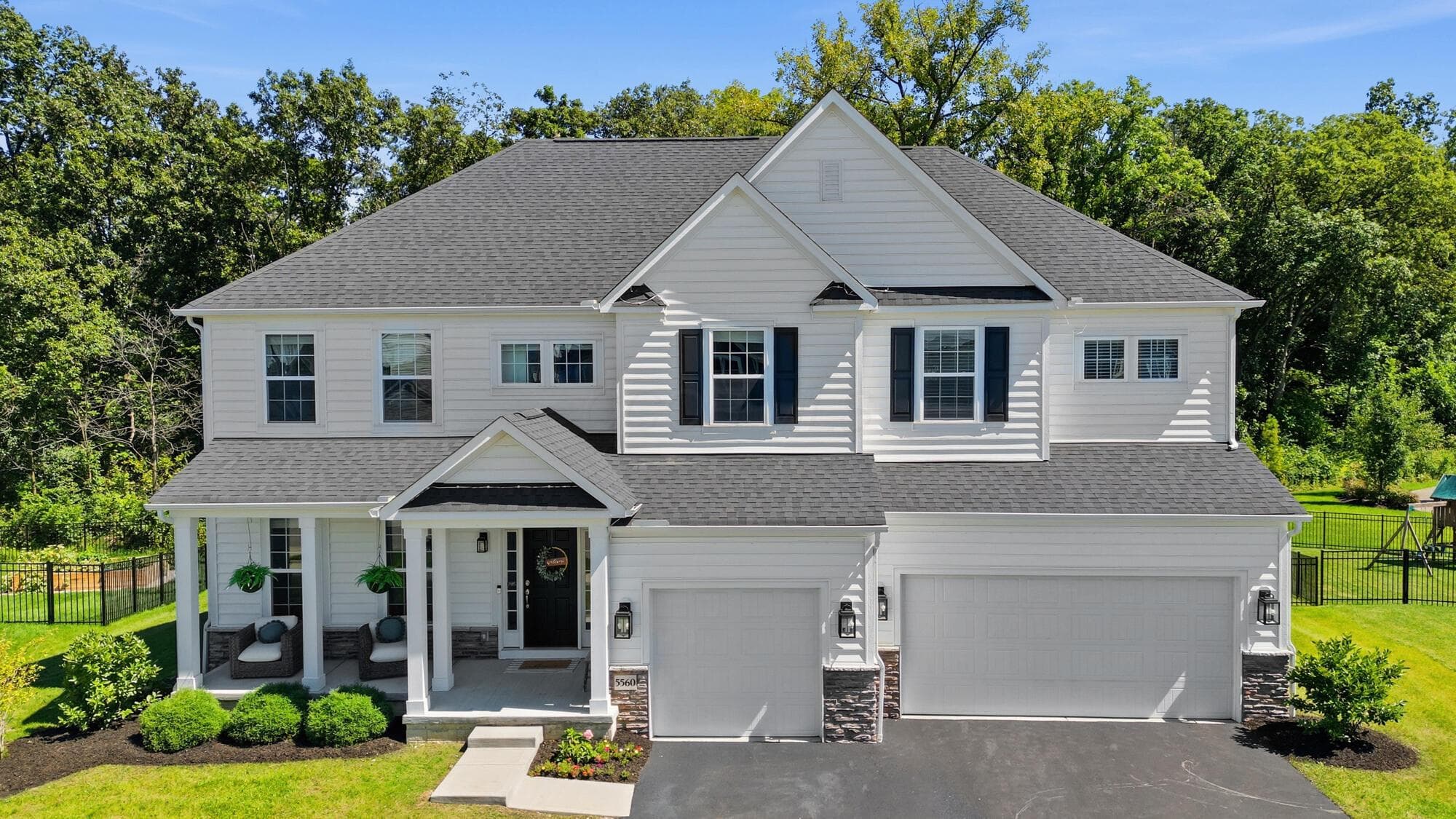 5560 CARLISLE DR., GROVE CITY, OH 43123