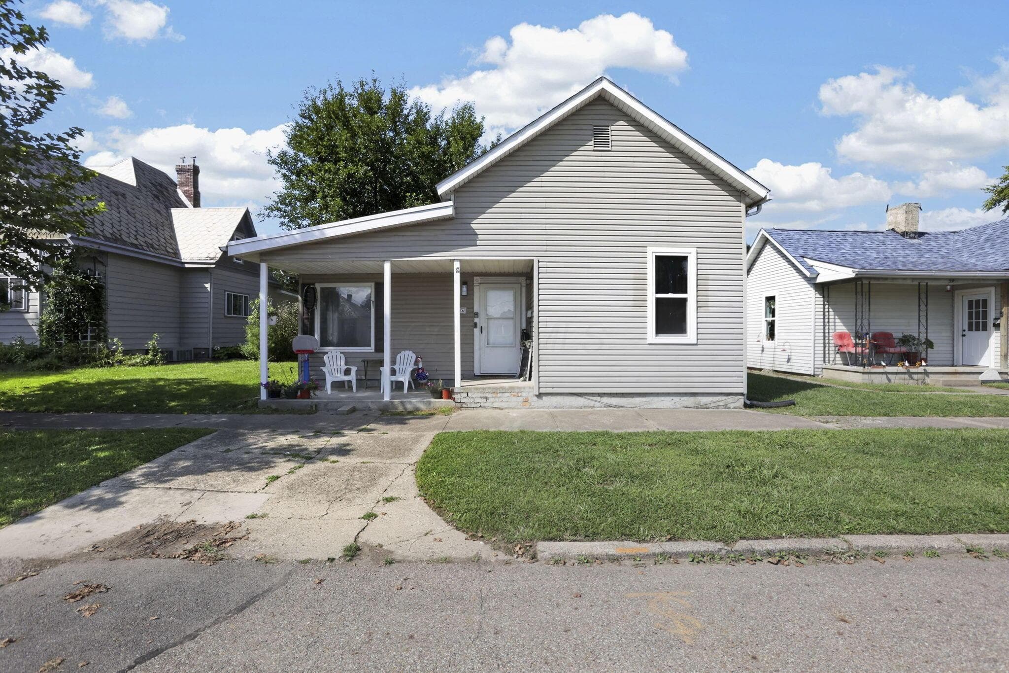Welcome to 586 E. Main Street, Logan, OH!