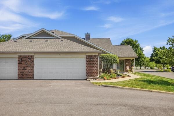 Attached 2 car garage