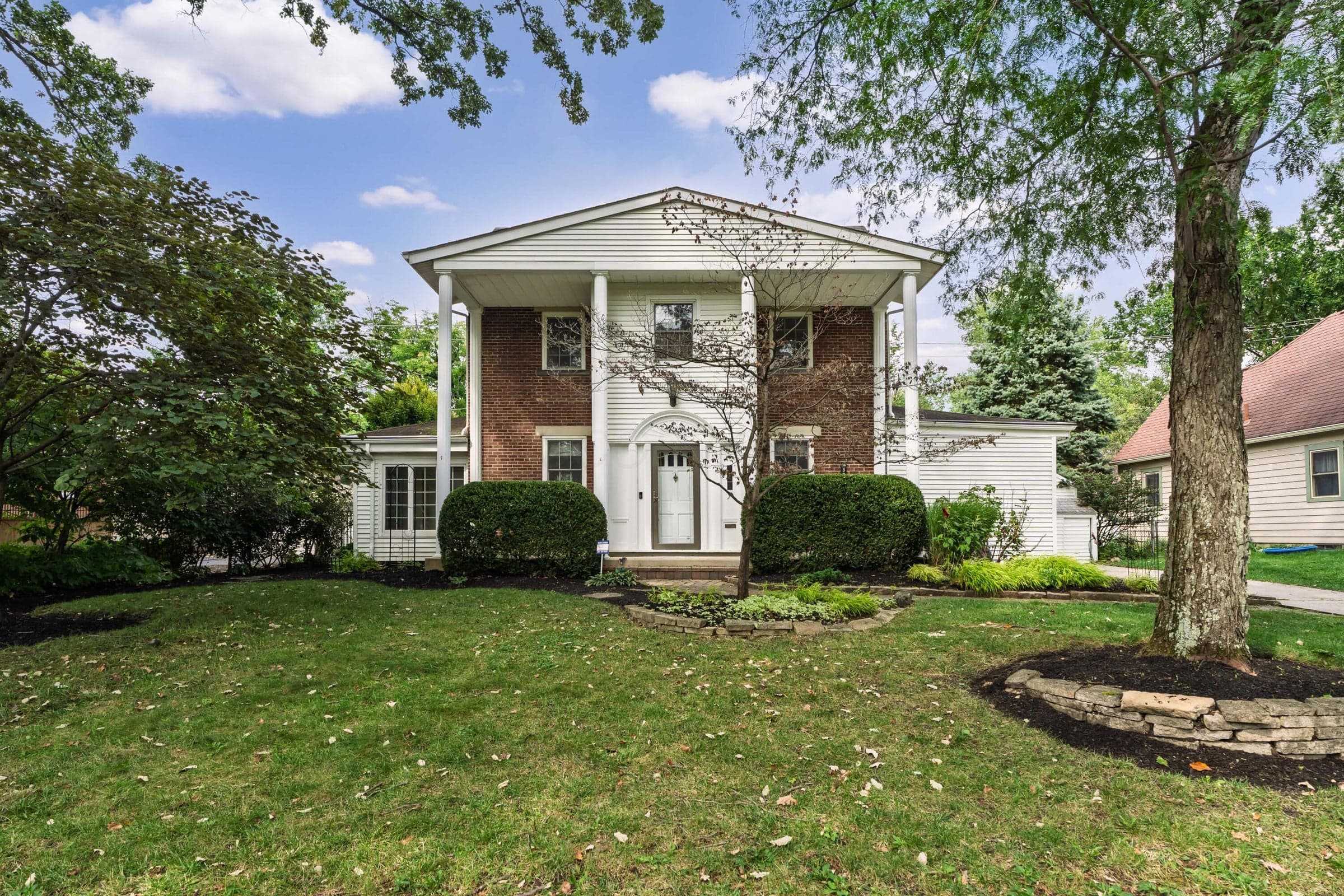 320 E. Longview Avenue