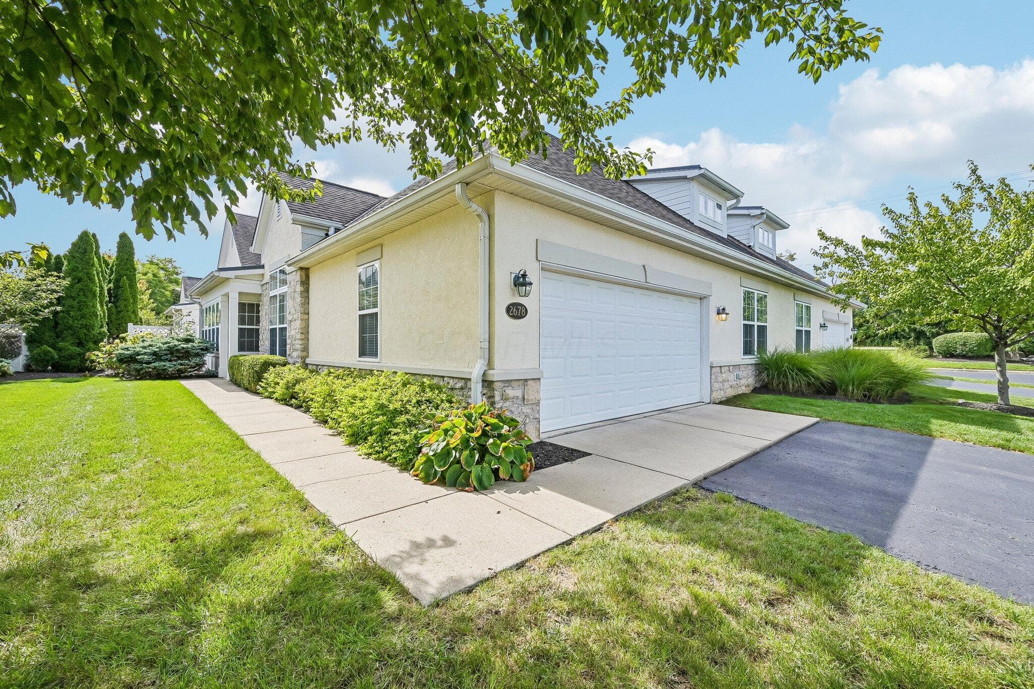 Front/ Garage