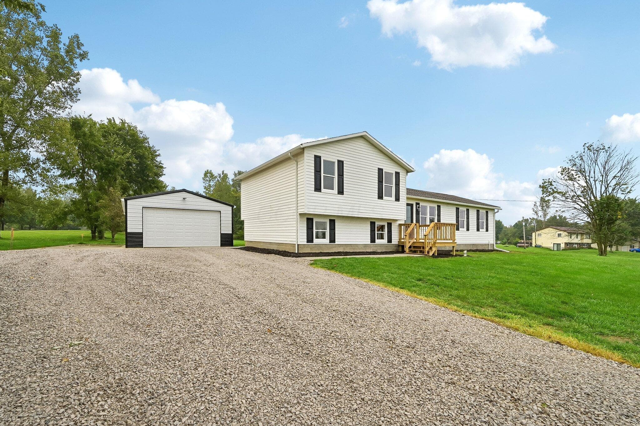 Oversized 2 Car detached garage