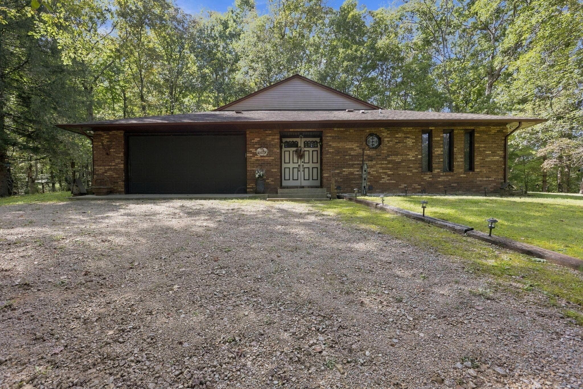 Welcome to 34199 Keller Road, Logan, OH!