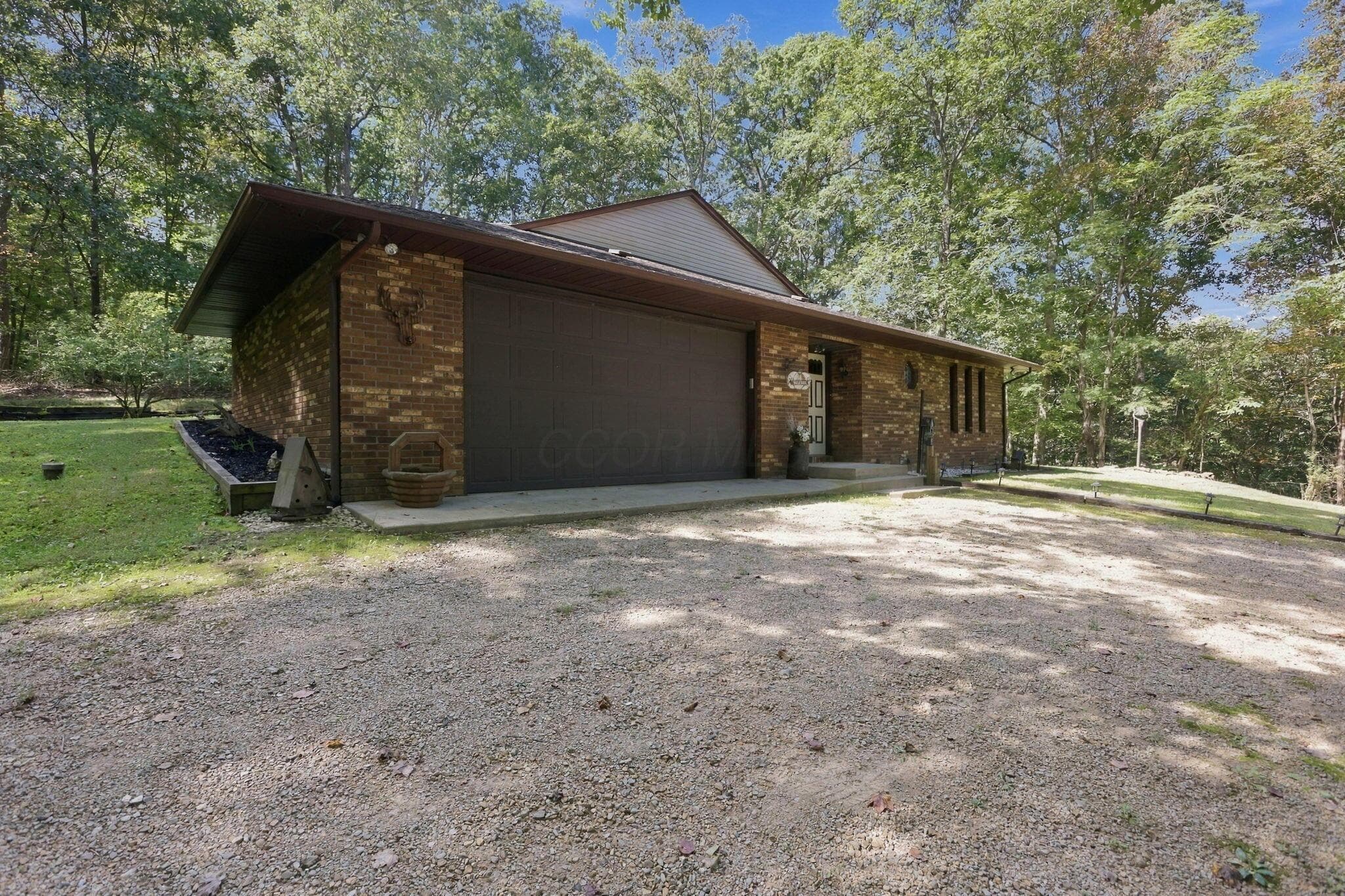 Welcome to 34199 Keller Road, Logan, OH!