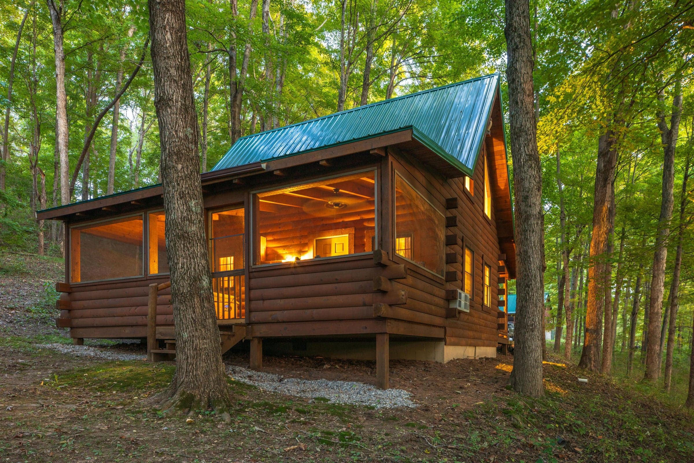 Beechwood with a private screen in back porch