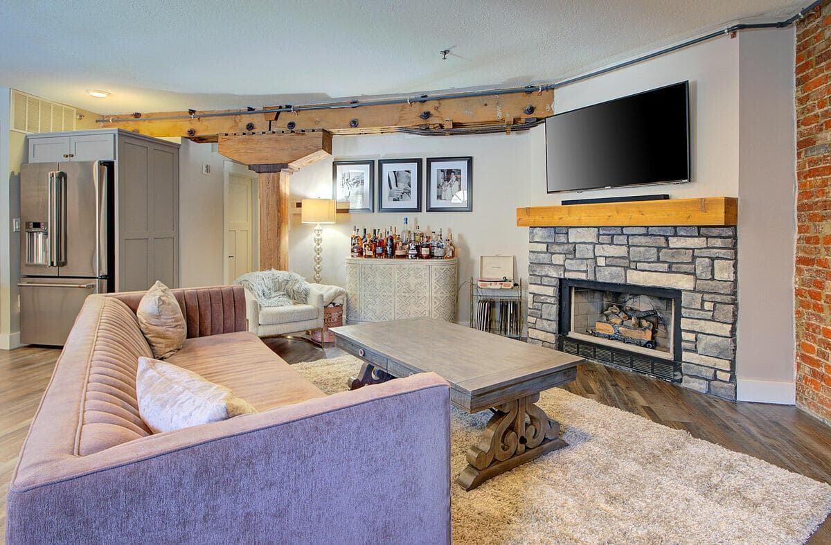 Open floor plan living room, eat-in space, and kitchen is perfect for all your entertaining needs.