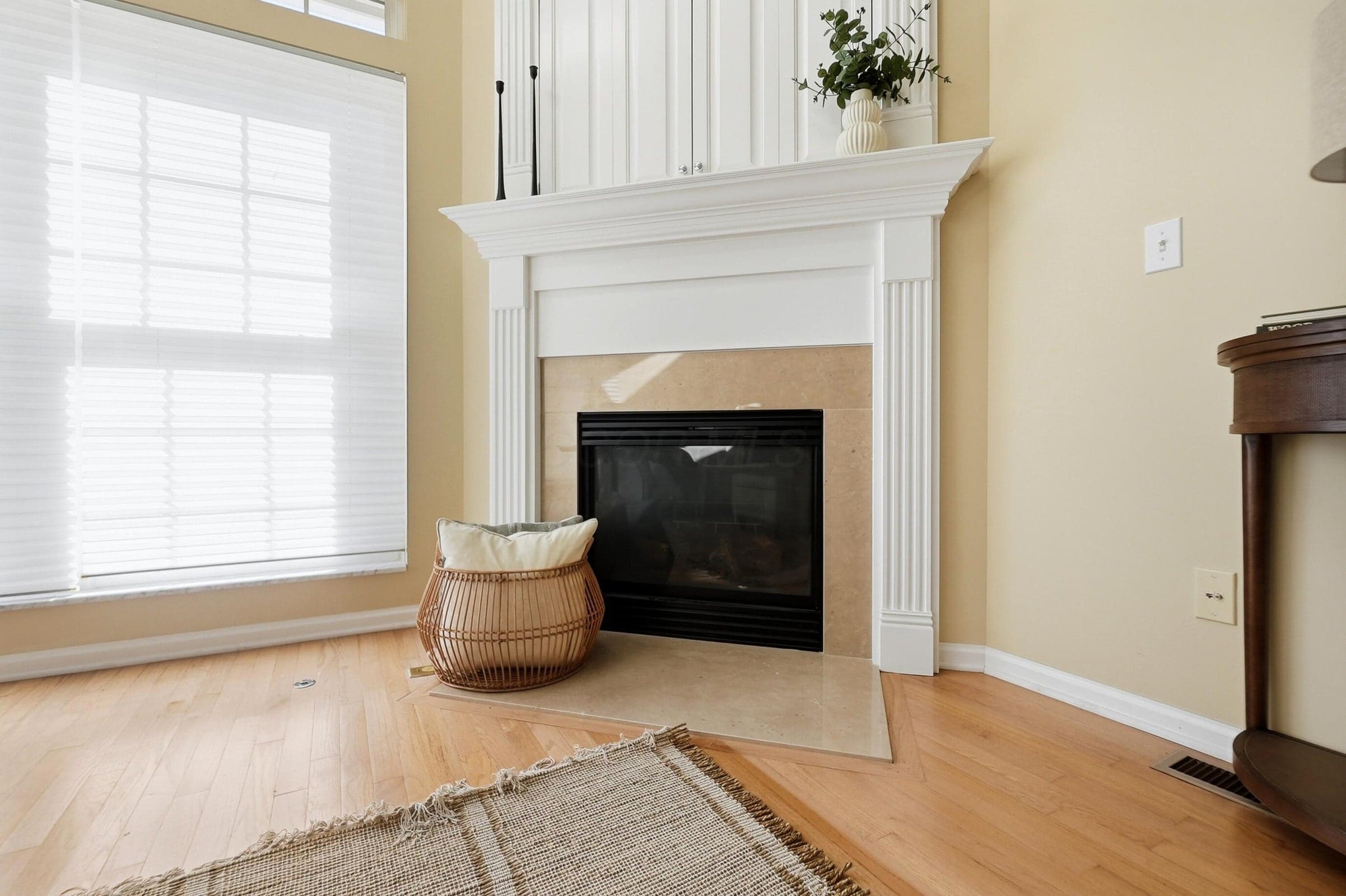 Pretty gas fireplace for cold winter nights!