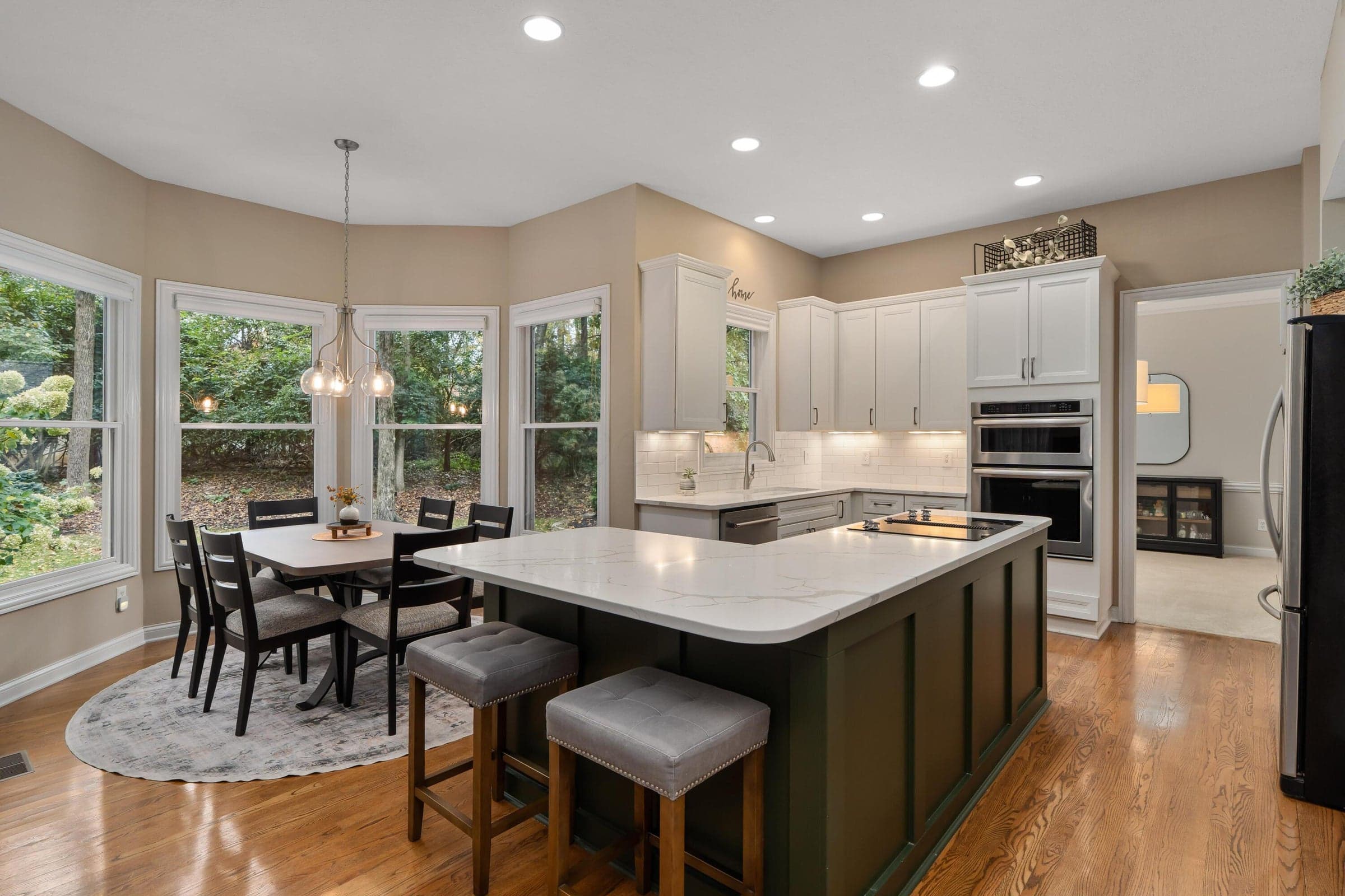 Gorgeous updated kitchen!