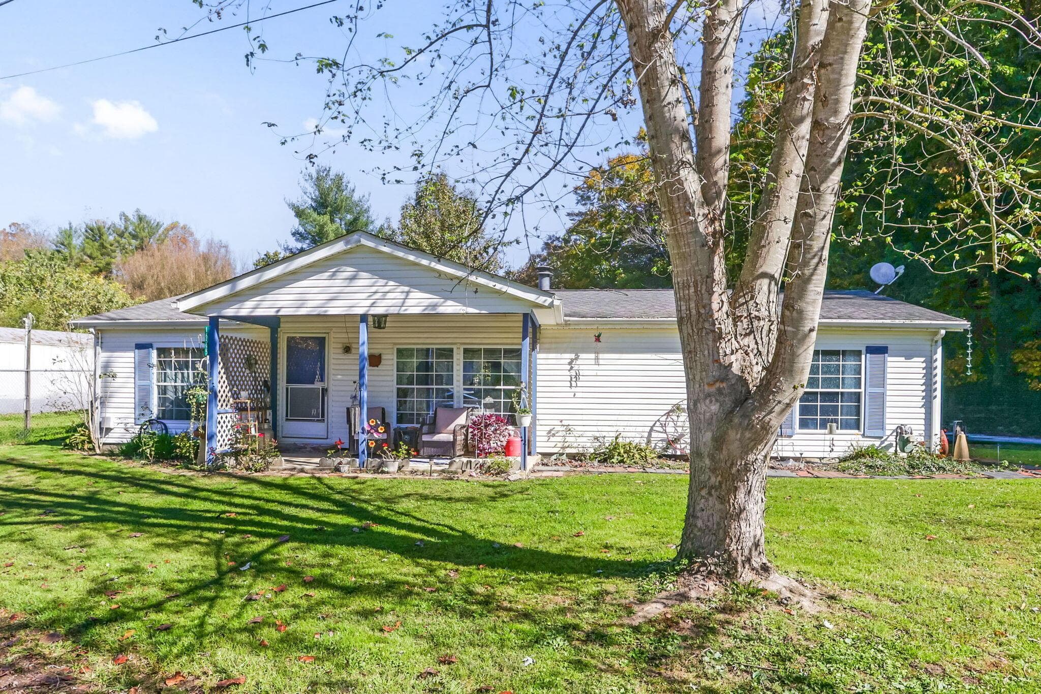 Welcome to 16595 1st Street, Logan, OH!