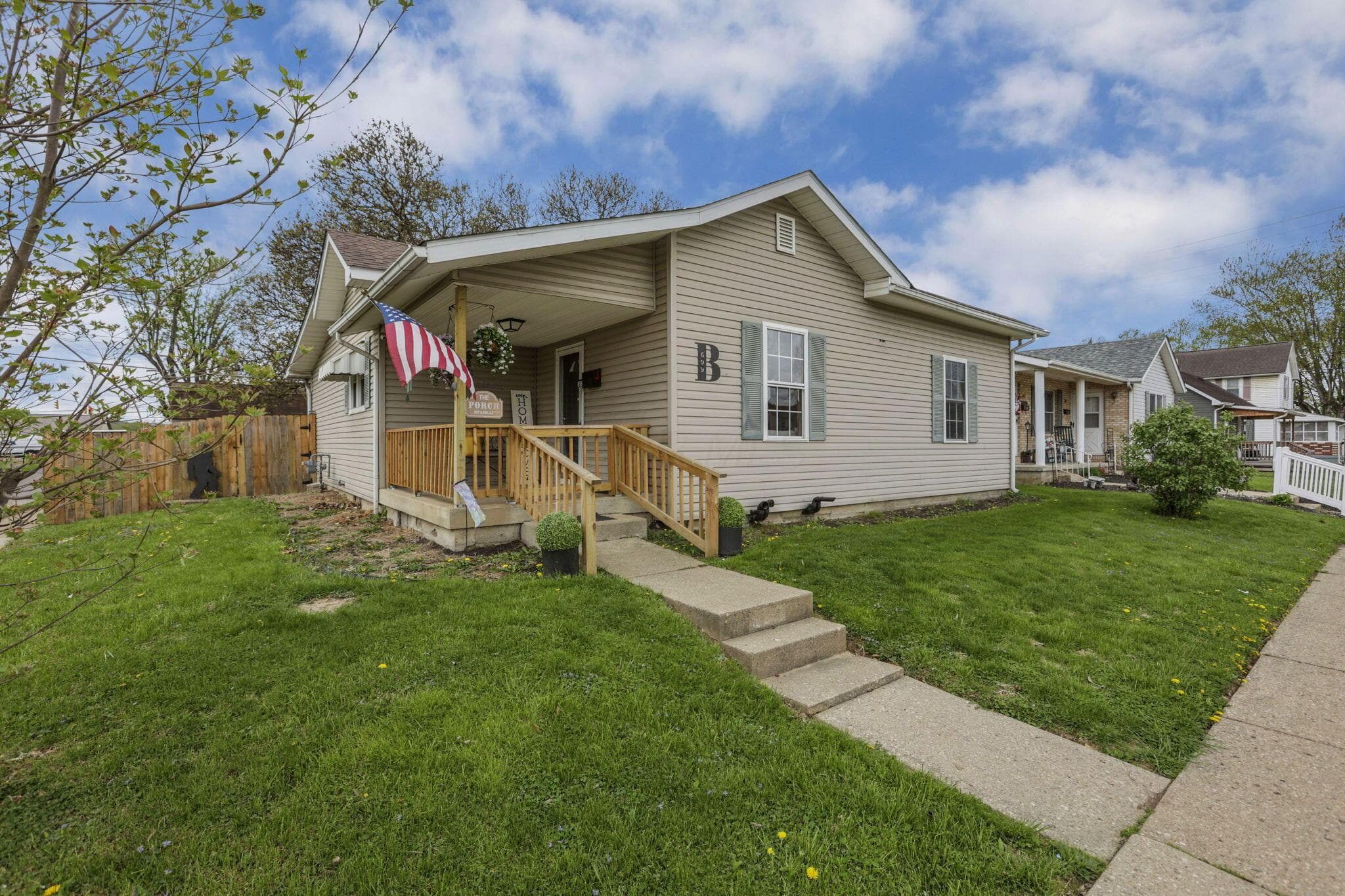 Welcome to 699 E Second Street, Logan, OH!