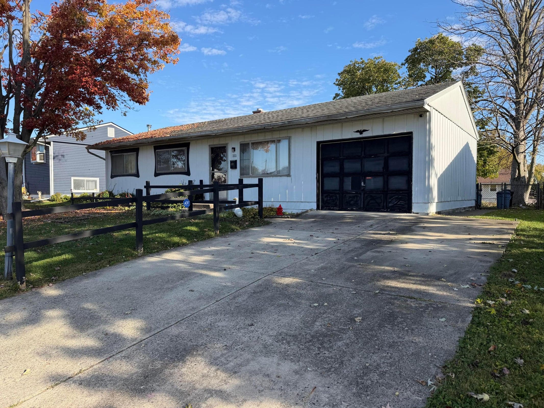 900 Olympia Drive, Columbus, OH 43207—Hamilton Meadows ranch with an attached 1-car garage and concrete driveway. Located in Hamilton Local School District, this 3-bedroom home offers an opportunity to renovate and make it your own.