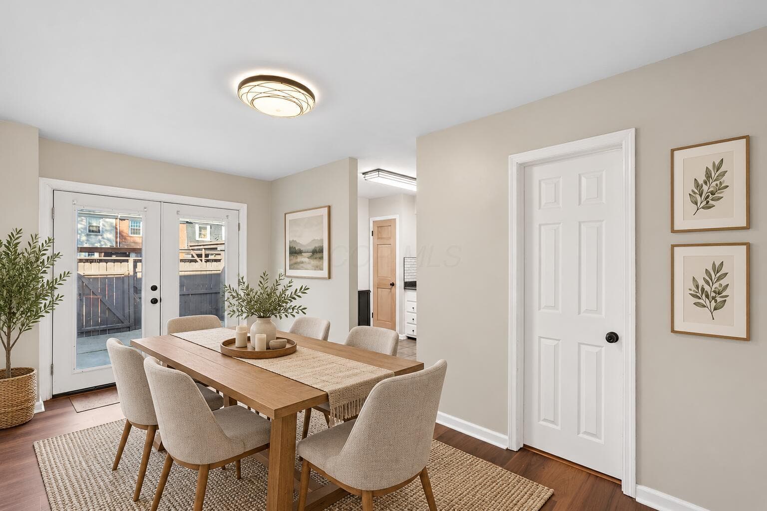 Dining Room- Virtual Staging